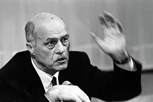Stanislav: Stanislav Govorukhin, 1992