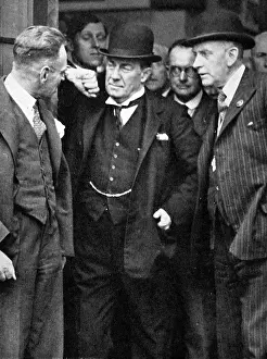 Divisional: Stanley Baldwin, 1st Earl of Bewdley, with some Constituents