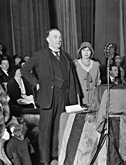 Islington: Stanley Baldwin at a party meeting, 1931