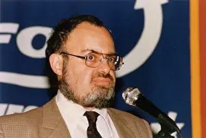 Ufos: Stanton Friedman