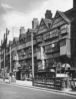 Staples: STAPLE INN, HOLBORN