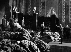 Commissioner: State ceremony for Wilhelm Kube, 1943