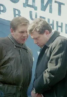 Lebed: State Duma members Lebed and Yavlinsky attend rally, 1996