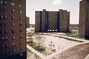 Neglect: Stateway Gardens public housing complex ?