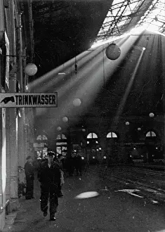 Concourse: Station in Germany