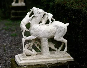 Herculaneum: Statue of a deer chased by a pack of dogs Herculaneum