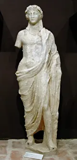 Mithological: Statue of Dionysus, god of wine