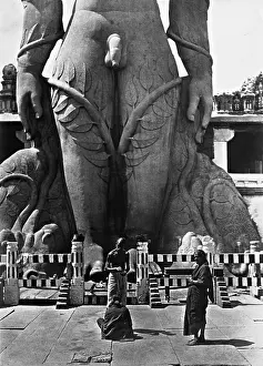 Meter: Statue of the Gomateshvara (Bahubali)