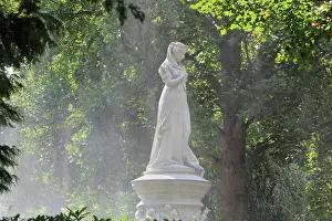 Statue, Grosser Tiergarten, Berlin, Germany