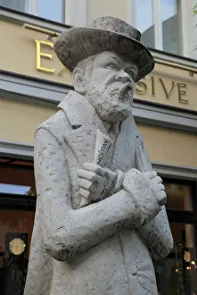 Zille: Statue of Heinrich Zille, Berlin, Germany
