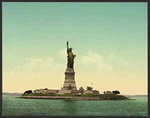 C1905: Statue of Liberty, New York Harbor