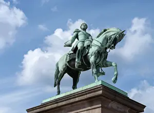 Prancing: Statue, Oslo, Norway