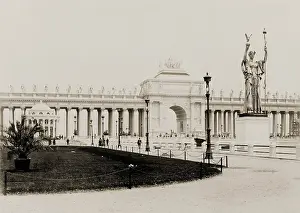 400th: STATUE OF THE REPUBLIC and Triumphal Arch, ?