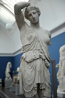 Pentelic: Statue of Sciarra Amazon. Marble. 2nd century AD. Roman