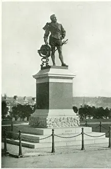 Plinth: Statue of Sir Francis Drake, Plymouth, Devon