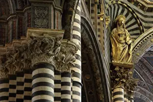 Assunta: Statue of St Catherine, Siena Cathedral, Siena