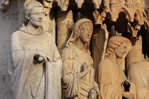 Caudron: Statues, Central Portal, Amiens Cathedral, Picardy, France
