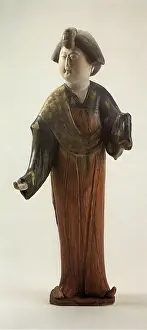 800s: Statuette of a Standing Woman