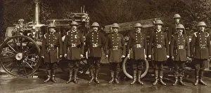 Gibbons: Steam engine with crew, Southgate, North London