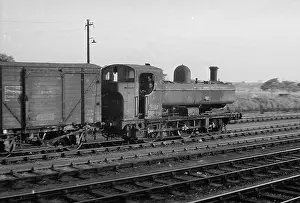 Pannier: Steam engine with goods van