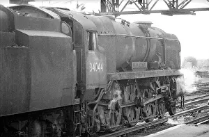 Signals: Steam engine at signals - Eastleigh