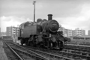 Elms: Steam engine in steam at Nine Elms