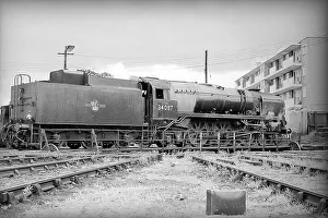 Elms: Steam engine being turned on turntable