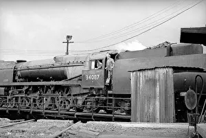 Elms: Steam engine being turned on turntable
