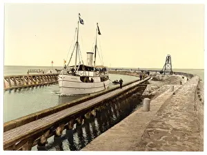 Colberg: Steamer Sequens entering harbor, Colberg, Pommeraina, German
