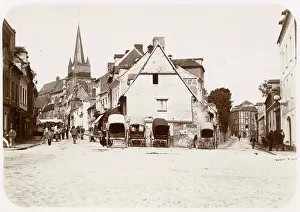 Neufchatel: Steet Scene - Neufchatel-en-Bray, France