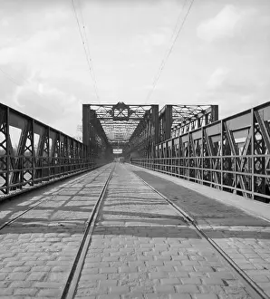 Stefanik: Stefanik Bridge over the Danube River, Bratislava