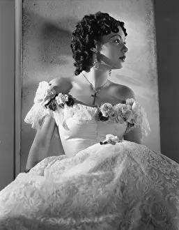 Curls: Steffi Duna, 1936