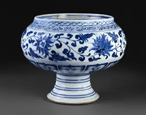 Stemmed: Stemmed bowl
