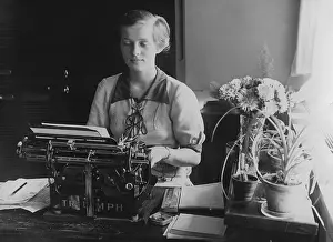 Typist: Stenotypist