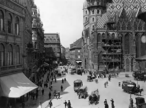 Goings: Stephan Square in Vienna, 1900
