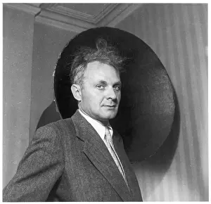 Ida Kar: STEPHEN SPENDER