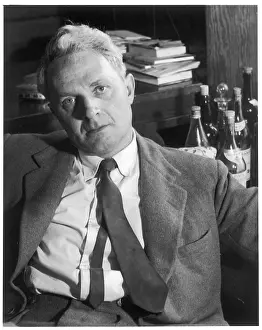 Ida Kar: STEPHEN SPENDER