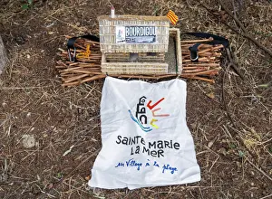 Sant: Sticks, Trobada del Canigo, Canigo, Pyrenees-Orientales