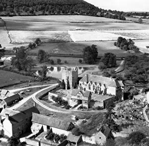 Stokesay: Stokesay Castle, Shropshire