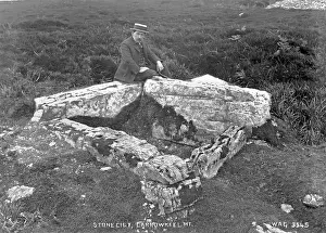 Sligo: Stone Cist, Carrowkeel Mt