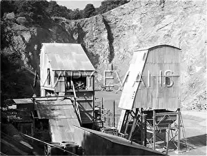 Stoneworking: Stone quarry