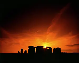 Mid Summer: Stonehenge