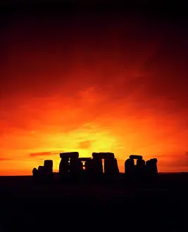 Mid Summer: Stonehenge
