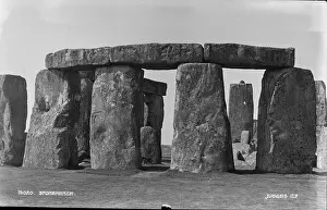 Arrangement: Stonehenge