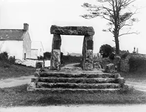 Trilithon: STONEHENGE MEMORIAL