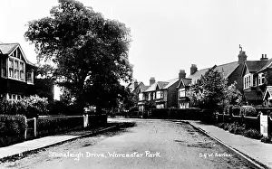 Worcester: Stoneleigh Drive, Worcester Park, SW London (Surrey)
