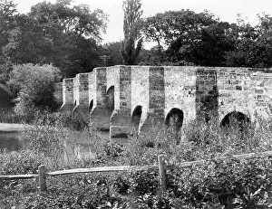 1423: STOPHAM BRIDGE