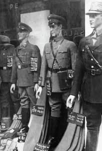 Leipziger: Store with uniforms in Berlin, 1933