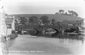 Kendal: Stramongate Bridge and Castle