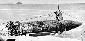 Stranded: Stranded submarine, 1941